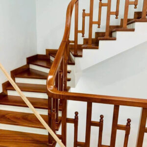 Cầu Thang Gỗ TG02